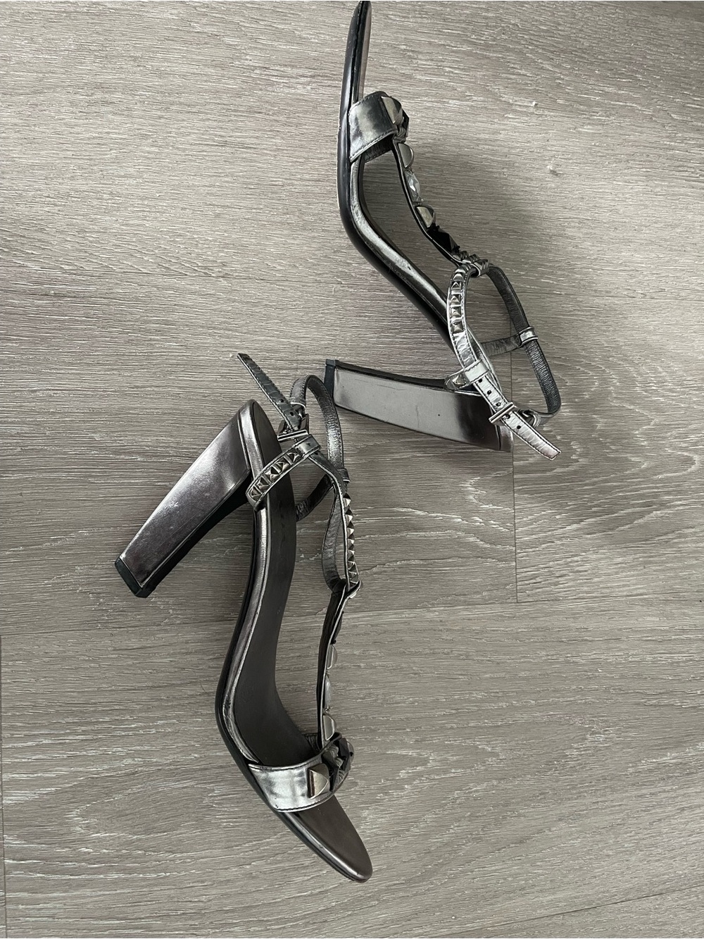 Prada shoes - Picture 5 of 5